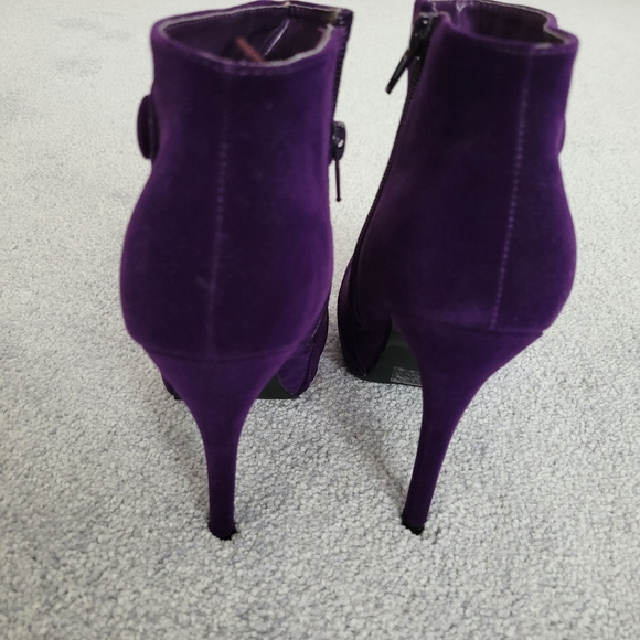 Size 7 - ankle booties pumps - purple - Qupid - Picture 7 of 12